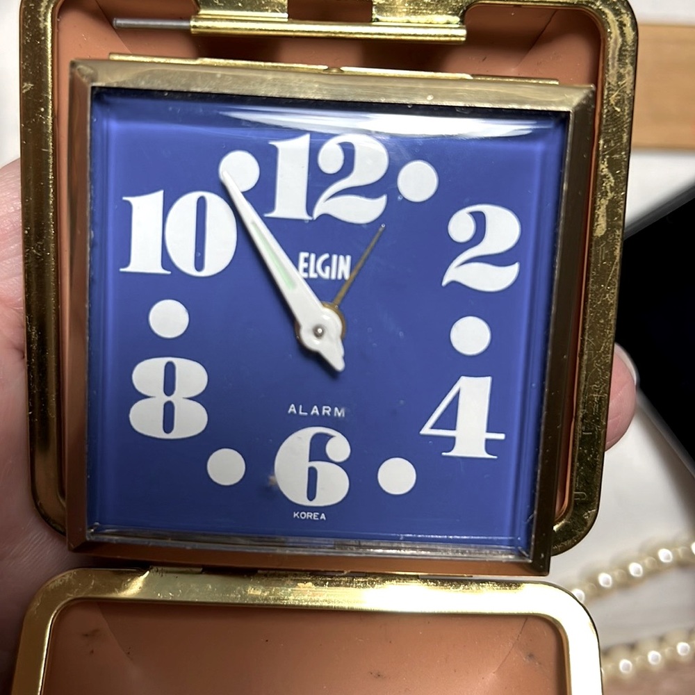 Blue and Gold Elegant Accent Piece